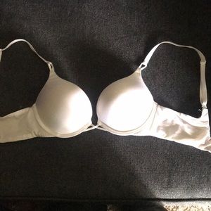 BOMBSHELL VICTORIA SECRET BRA